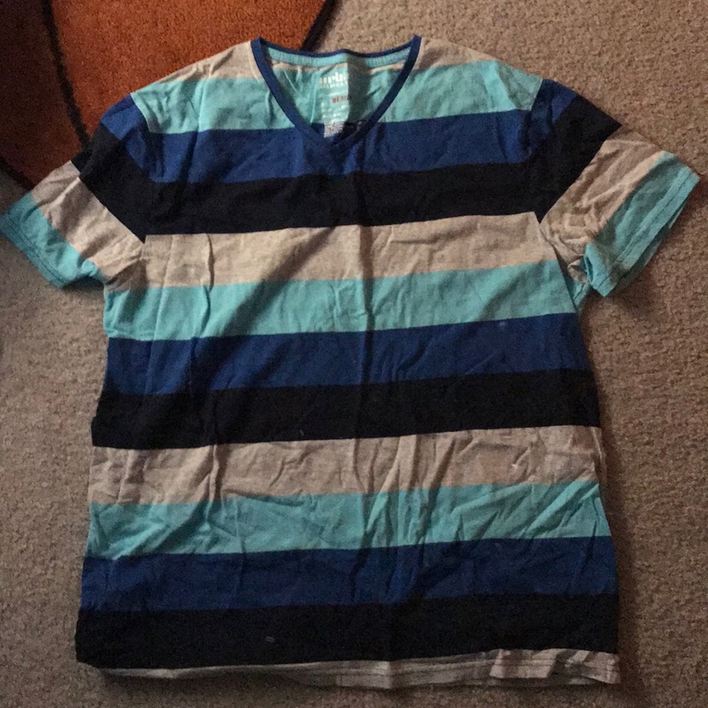 Urban pipeline v neck